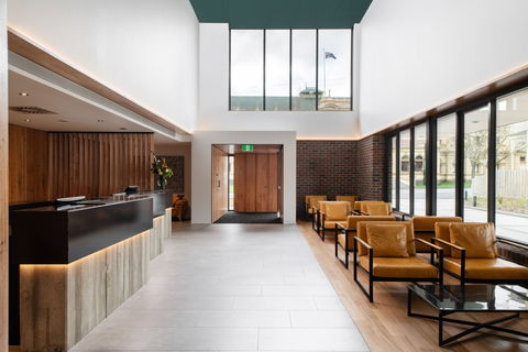 Hotel Verge Launceston - Accommodation Batemans Bay 1