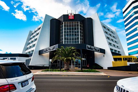 Best Western Plus Hotel Lord Forrest - Accommodation Batemans Bay 1