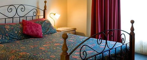 John Pirie Motor Inn - Accommodation Batemans Bay 0