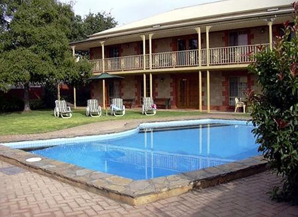 Hoyleton SA Accommodation Batemans Bay