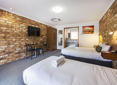 Clare Central Motel - Accommodation Batemans Bay 1