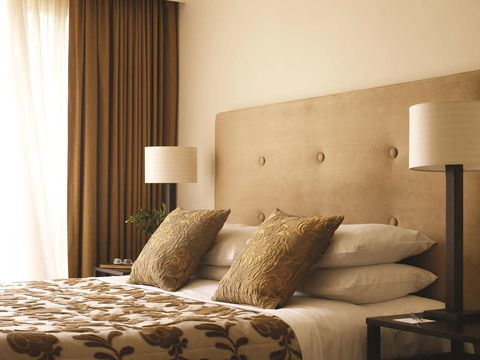 The Lyall Hotel - Accommodation Batemans Bay 2