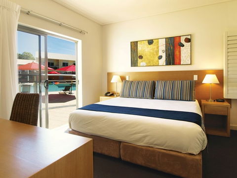 Oaks Broome - Accommodation Batemans Bay 2