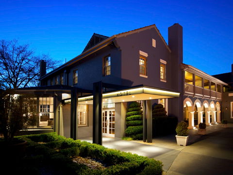 Peppers Mineral Springs - Accommodation Batemans Bay 0