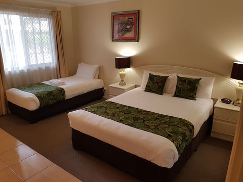 The Palms Motel, Chinchilla - Accommodation Batemans Bay 0