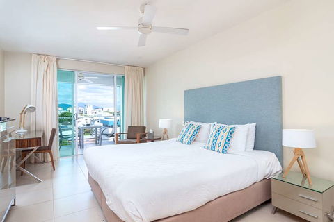 201 Lake Street - Cairns - Accommodation Batemans Bay 2