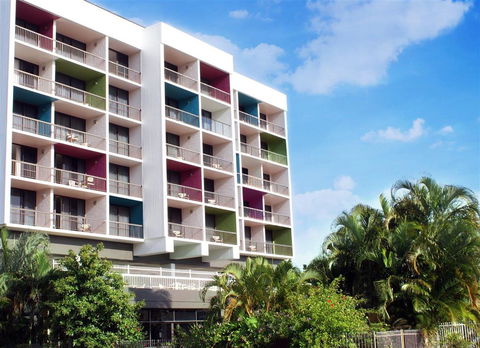 Cairns Plaza Hotel - Accommodation Batemans Bay 0