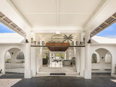 Mantra PortSea - Accommodation Batemans Bay 0