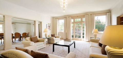Hyatt Hotel Canberra - A Park Hyatt Hotel - Accommodation Batemans Bay 7