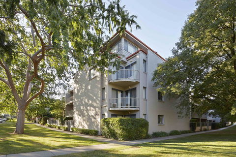 Pinnacle Apartments - Accommodation Batemans Bay 3
