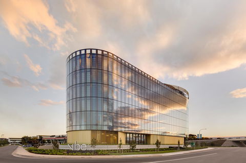 Vibe Hotel Canberra - Accommodation Batemans Bay 0