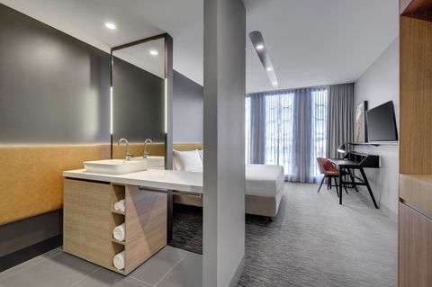 Vibe Hotel Canberra - Accommodation Batemans Bay 43