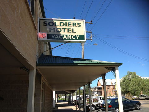 Soldiers Motel - Accommodation Batemans Bay 0