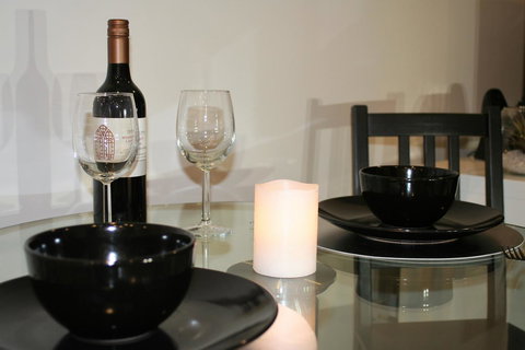 Modern Executive Apt@Barton*1BR*WiFi*Gym*Secure Parking*Canberra - Accommodation Batemans Bay 11