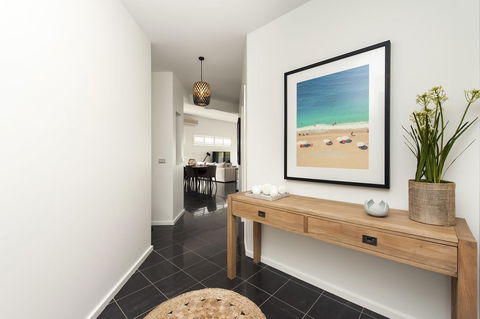 Mollymook Beachfront Penthouse 9 - Accommodation Batemans Bay 7