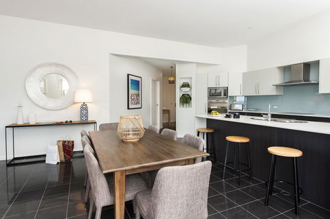 Mollymook Beachfront Penthouse 9 - Accommodation Batemans Bay 5