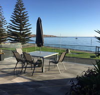 crystal blue apartment - Accommodation Batemans Bay