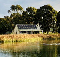 The Lake House Retreat - Accommodation Batemans Bay