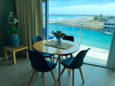 Ocean View Luxury Apartment & Suite - Accommodation Batemans Bay 21