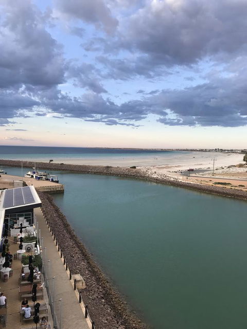 Ocean View Luxury Apartment & Suite - Accommodation Batemans Bay 3