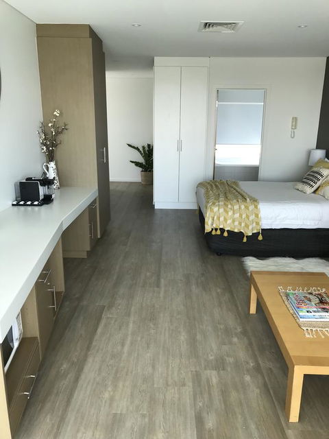 Ocean View Luxury Apartment & Suite - Accommodation Batemans Bay 33