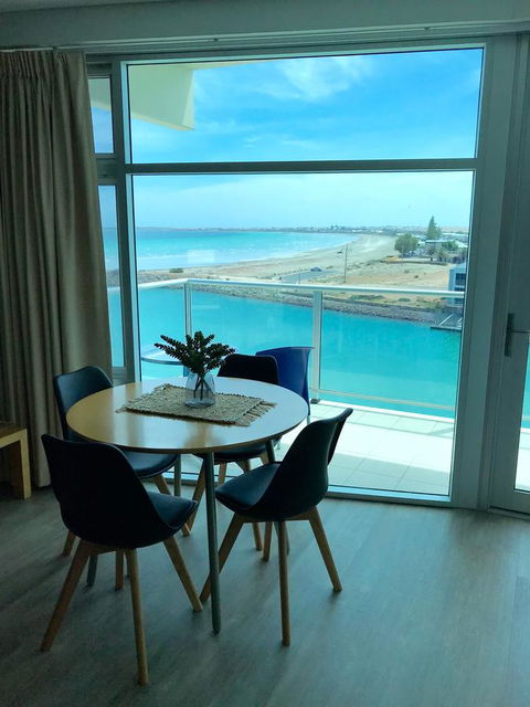 Ocean View Luxury Apartment & Suite - Accommodation Batemans Bay 22
