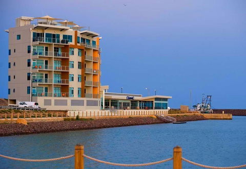 Wallaroo Marina Luxury Apartment - Accommodation Batemans Bay 1