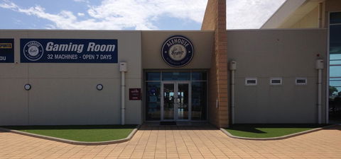 Wallaroo Marina Luxury Apartment - Accommodation Batemans Bay 14