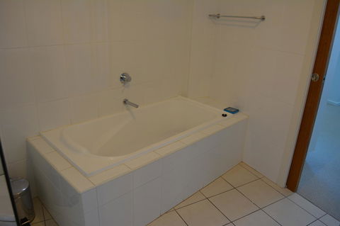 Wallaroo Marina Luxury Apartment - Accommodation Batemans Bay 24