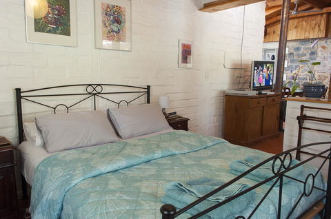 Trevalia Accommodation - Accommodation Batemans Bay 26