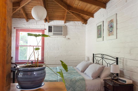 Trevalia Accommodation - Accommodation Batemans Bay 31