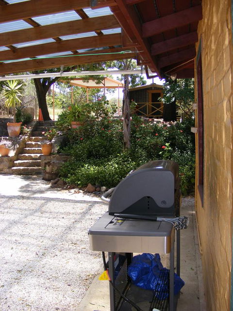 Trevalia Accommodation - Accommodation Batemans Bay 3