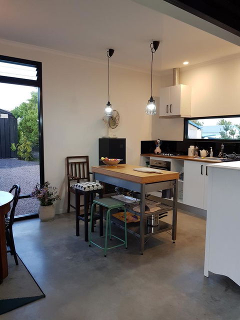 Sinclair Eco House - Accommodation Batemans Bay 9