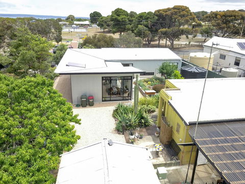 Sinclair Eco House - Accommodation Batemans Bay 5