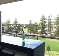 Beachside Luxury getaway in Glenelg - Accommodation Batemans Bay