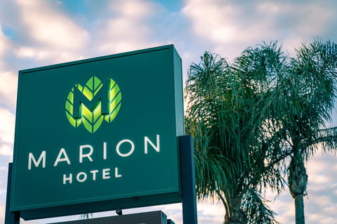 Marion Hotel - Accommodation Batemans Bay 2