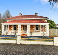Olive's Cottage - Accommodation Batemans Bay