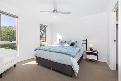 32 West B&B - Accommodation Batemans Bay 9