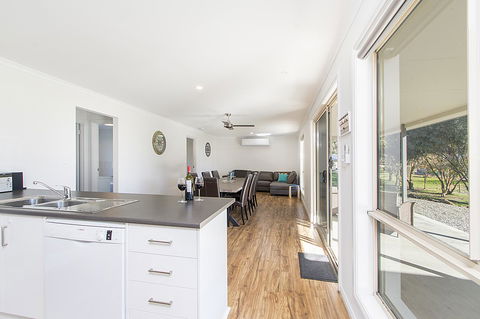 32 West B&B - Accommodation Batemans Bay 18