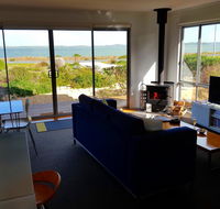 Coorong Waterfront Retreat - Accommodation Batemans Bay