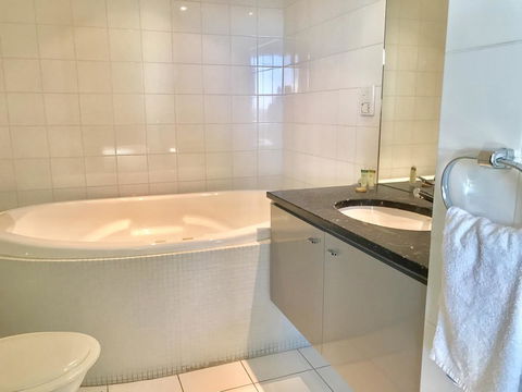 Adelaide DressCircle Apartments - North Terrace - Accommodation Batemans Bay 6