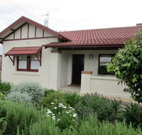 Mataro Cottage - Accommodation Batemans Bay