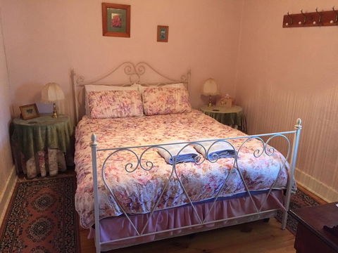 Lavender Cottage B&B - Accommodation Batemans Bay 1