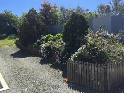 Lavender Cottage B&B - Accommodation Batemans Bay 0