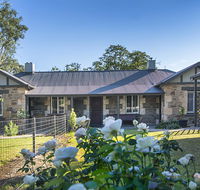 Stoneleigh Cottage Bed and Breakfast - Accommodation Batemans Bay