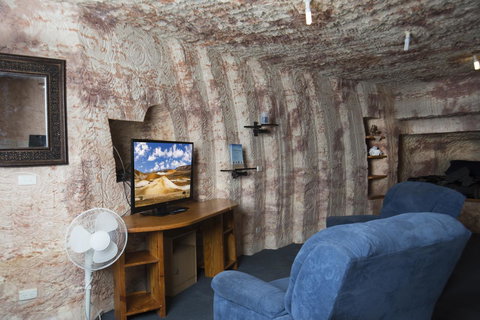 Ali\'s Underground Studio - Accommodation Batemans Bay 0