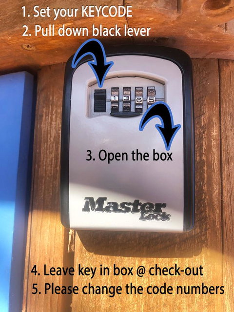 Ali\'s Underground Studio - Accommodation Batemans Bay 24