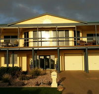Beachside Escape on The Esplanade - Accommodation Batemans Bay