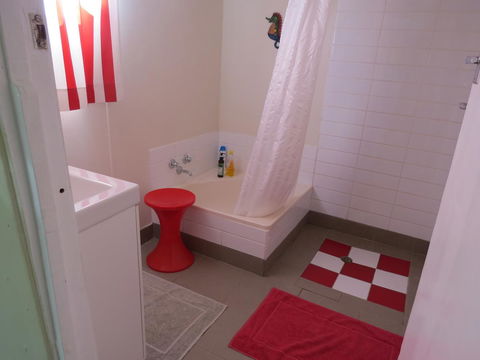 The Pig And Whistle - Accommodation Batemans Bay 11