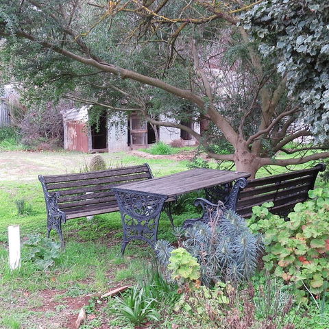 The Pig And Whistle - Accommodation Batemans Bay 1